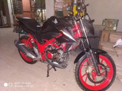 Honda CB150R Streetfire